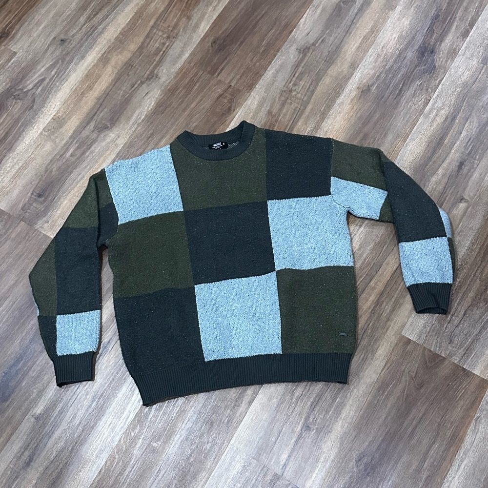 Checkered Knit Sweater - Picture 3 of 5